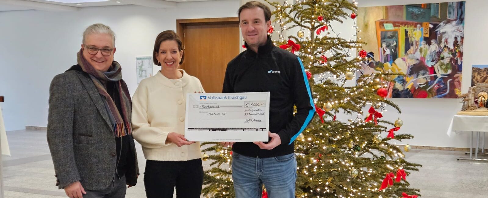 Großzügige Weihnachtsspende für „Mahlze!t LU“